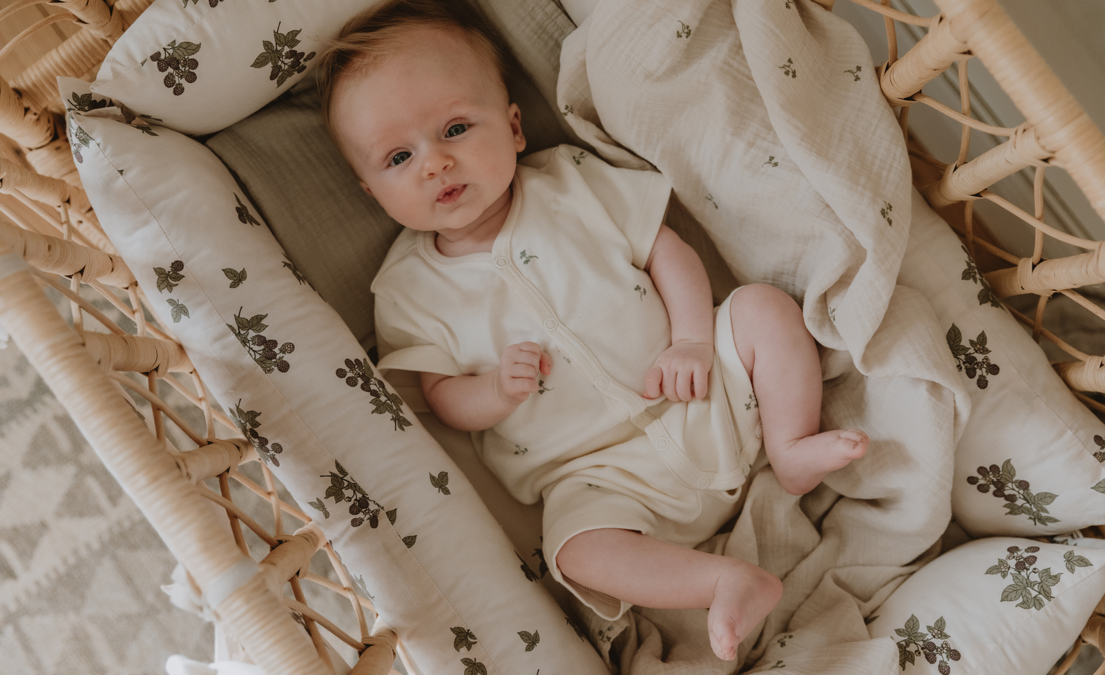 Babynest: 5 Dinge, auf die du beim Kauf achten musst