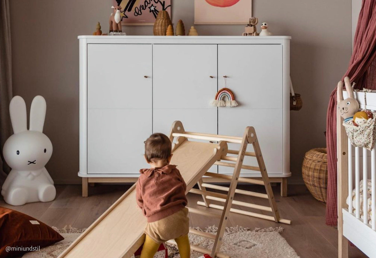 Pikler-Dreieck fürs Kinderzimmer von Triclimb