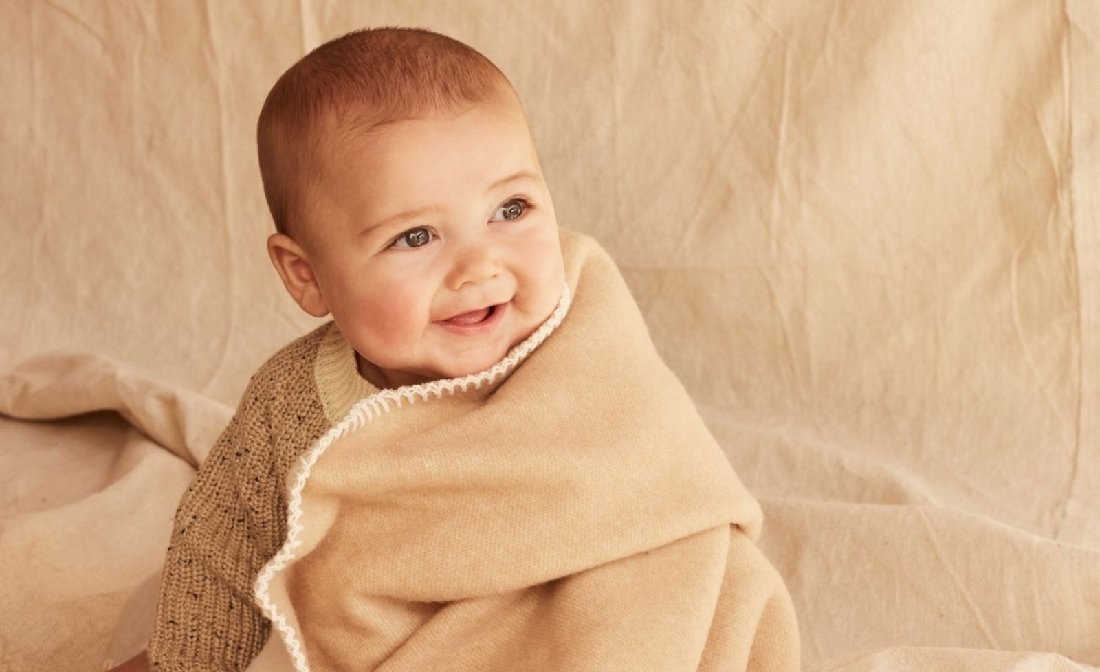 Babybekleidung Erstausstattung für Winterbabys: Die besten Babymode Basics aus Wolle, Wolle-Seide & Bio-Baumwolle