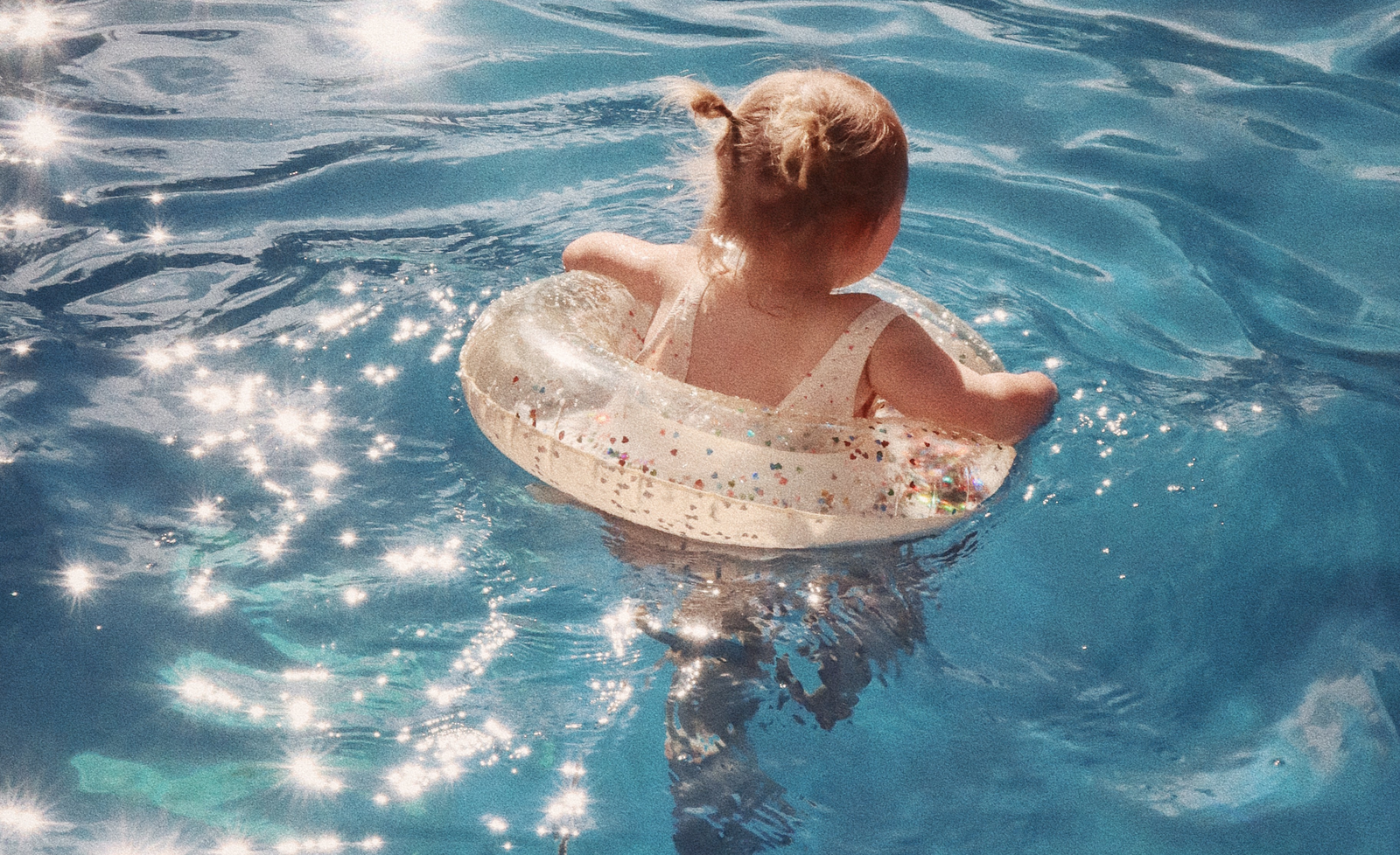 Konges Sløjd Schwimmen