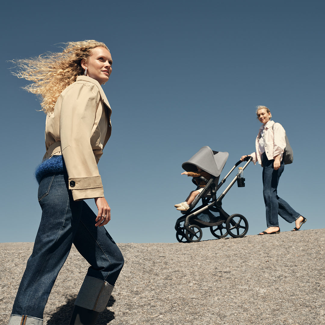Bugaboo  Fox 5 Renew Essentials Bundle  Moon Grey /Gestell Black