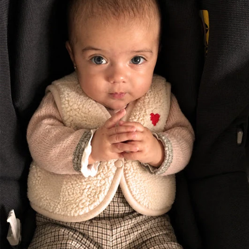 Alwero  Baby Wollweste 'LULU' Sandy Brown mit Herz Special Edition