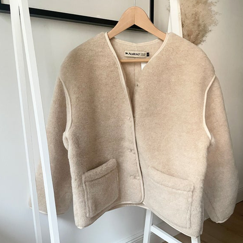 Alwero  Wolljacke für Erwachsene &#39;Cloudy Lux&#39; Alabaster