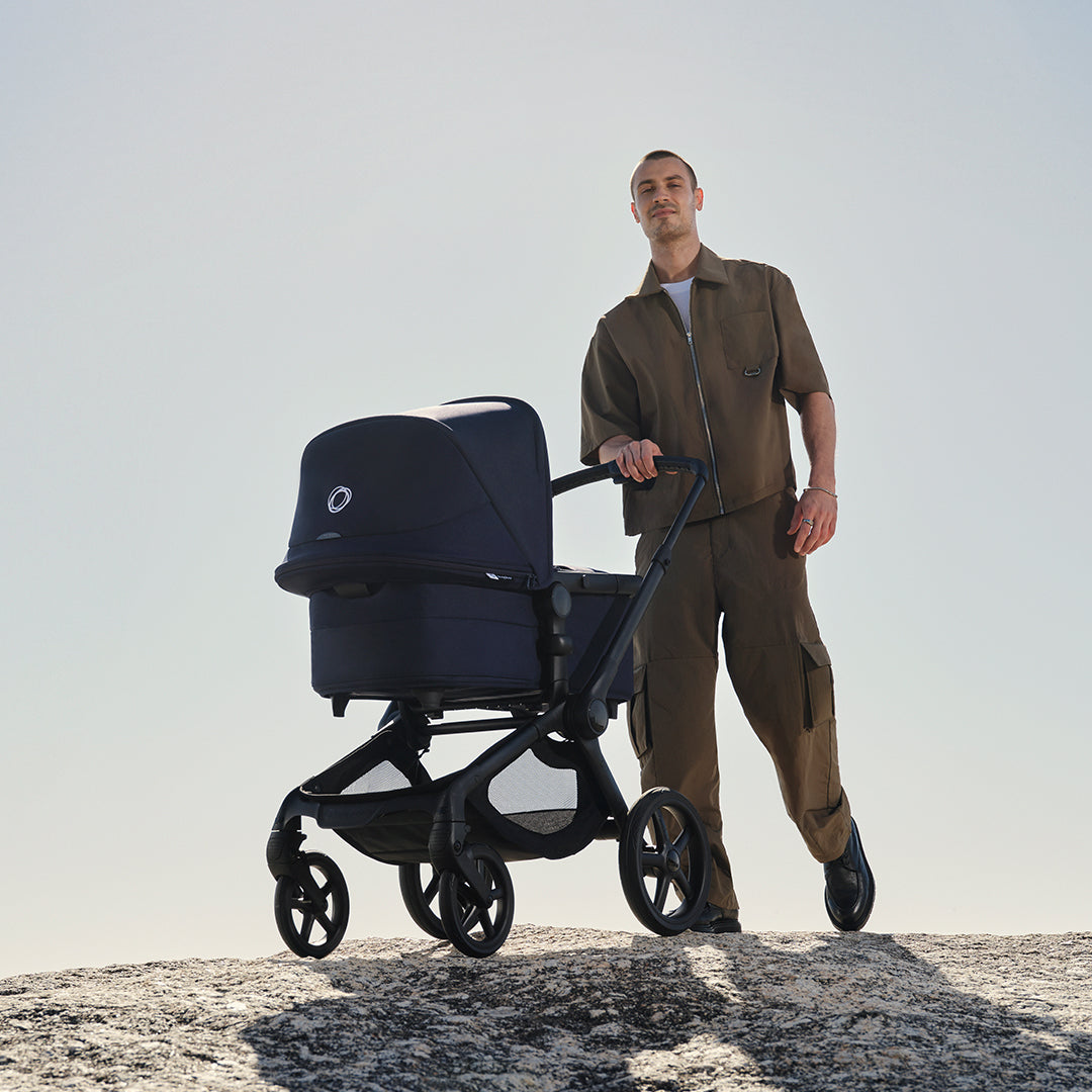 Bugaboo  Fox 5 Renew Essentials Bundle  Deep Indigo /Gestell Black
