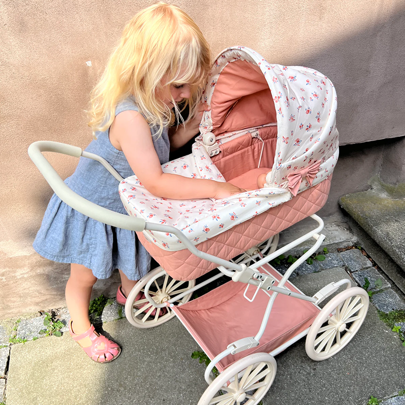 Cam Cam Copenhagen Puppen Kinderwagen Berries