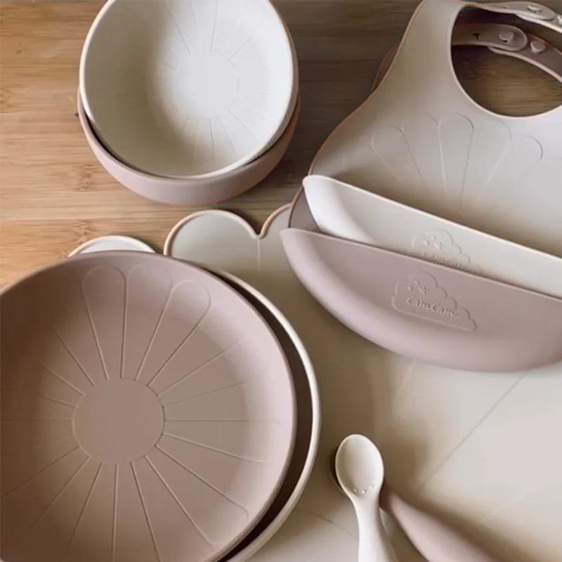 Cam Cam Copenhagen  Silikon Schüsseln 'Flower' 2er Set  Earth Mix