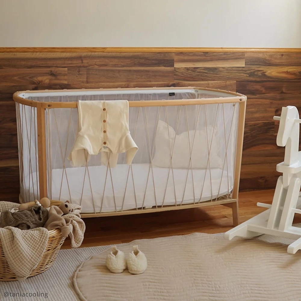 Charlie Crane  Babybett &#39;KIMI&#39; mit Matratze und Matratzenschutz Desert
