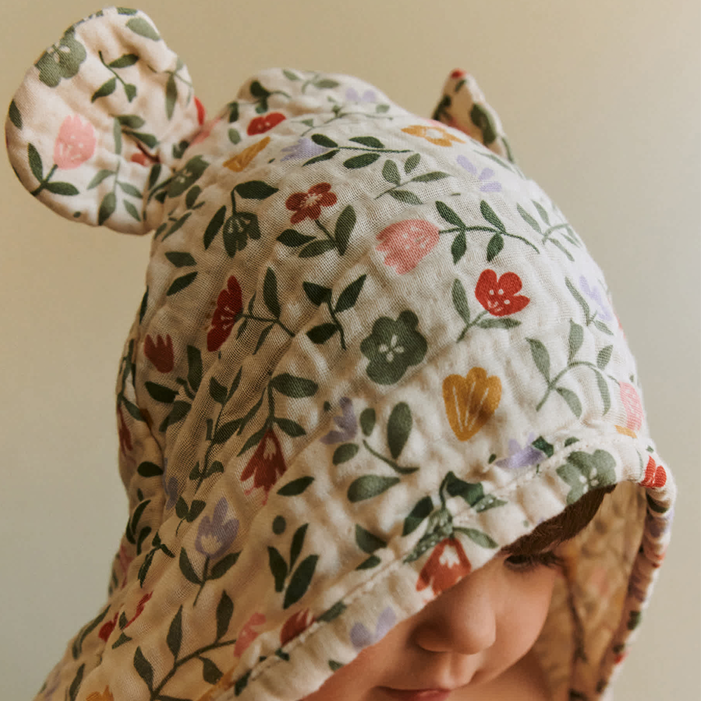 Dear April Musselin Kapuzenbadetuch 'Balou' Flower Market
