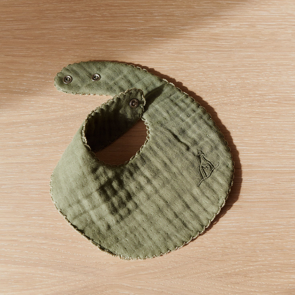 Dear April Musselin Lätzchen 2er-Set 'Koa' Forest Green/Little Mouse