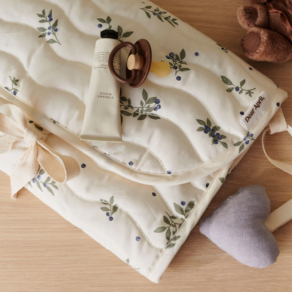 Dear April Wickelunterlage 'River' Blueberries