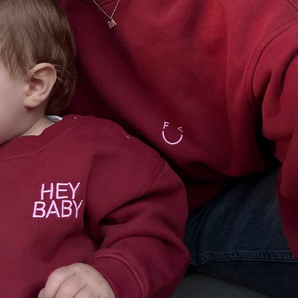 Famvibes Sweatshirt &#39;Hey Baby&#39; Burgundy