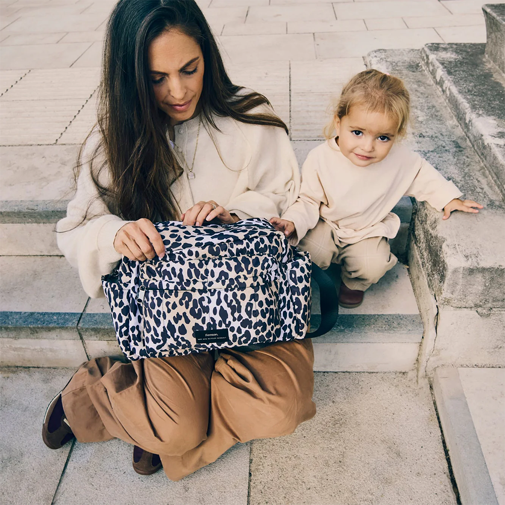 Finnsøn Eco Oversized Stroller Organizer with Stroller Clips 'FREYA' Leopard
