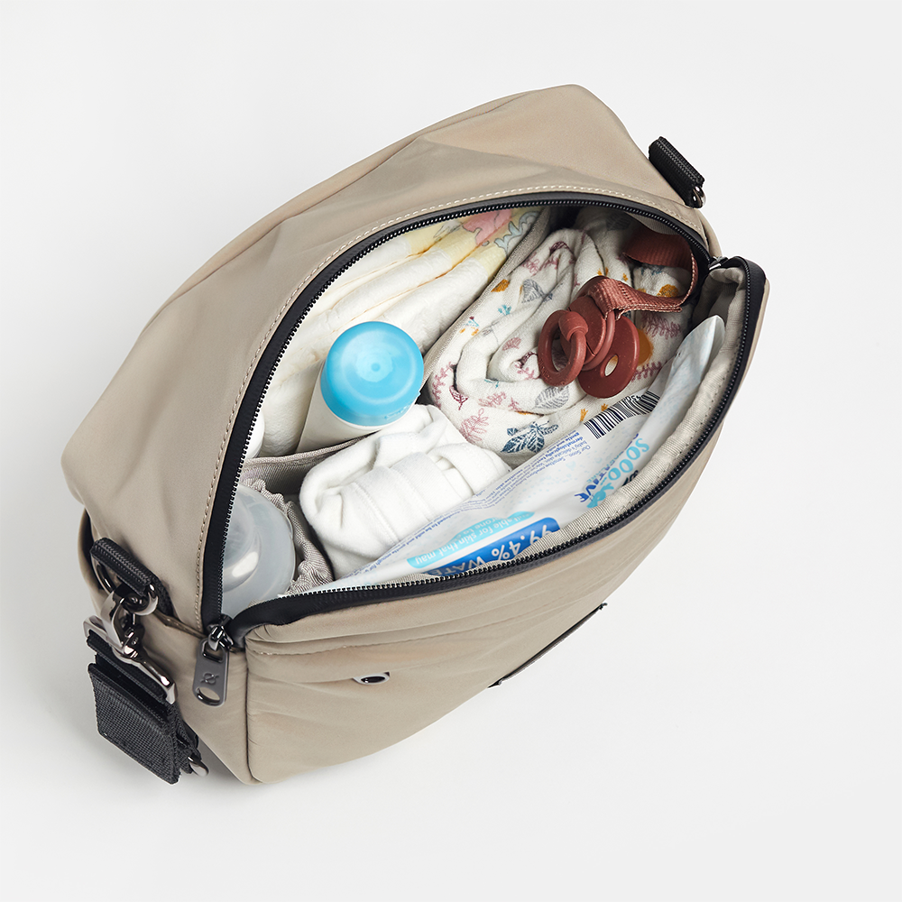 Finnsøn  Eco Kinderwagen Organizer mit Kinderwagenclips 'FRIDA' Taupe