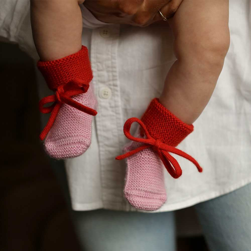 Hvid  Baby Strickschuhe Booties  Cotton Candy/Red