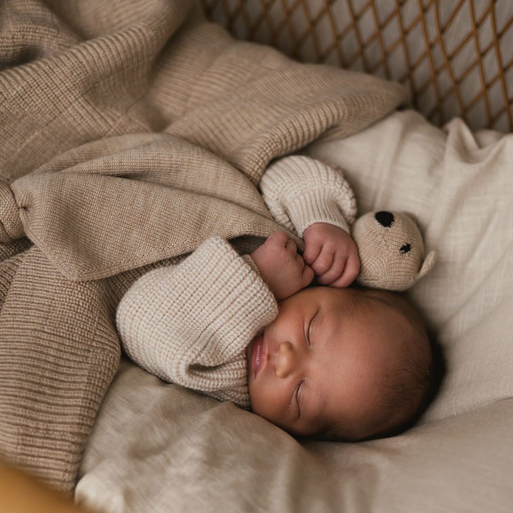 Hvid  Babydecke 'Ivy' Sand