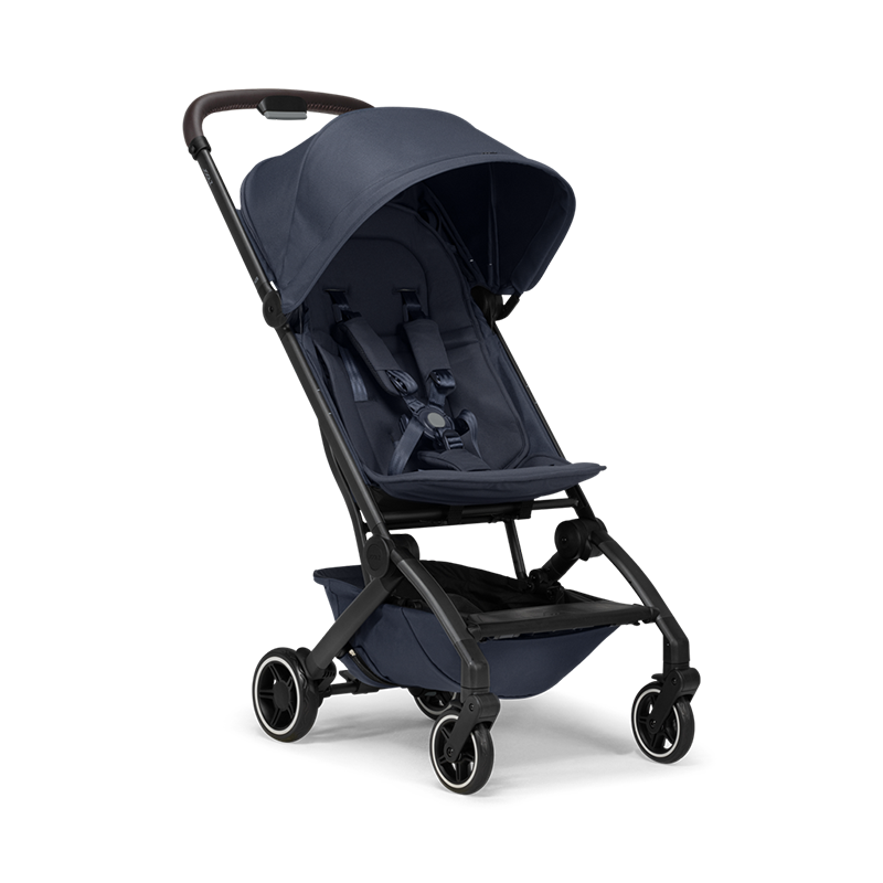 Joolz Aer+ Buggy in Navy Blue.