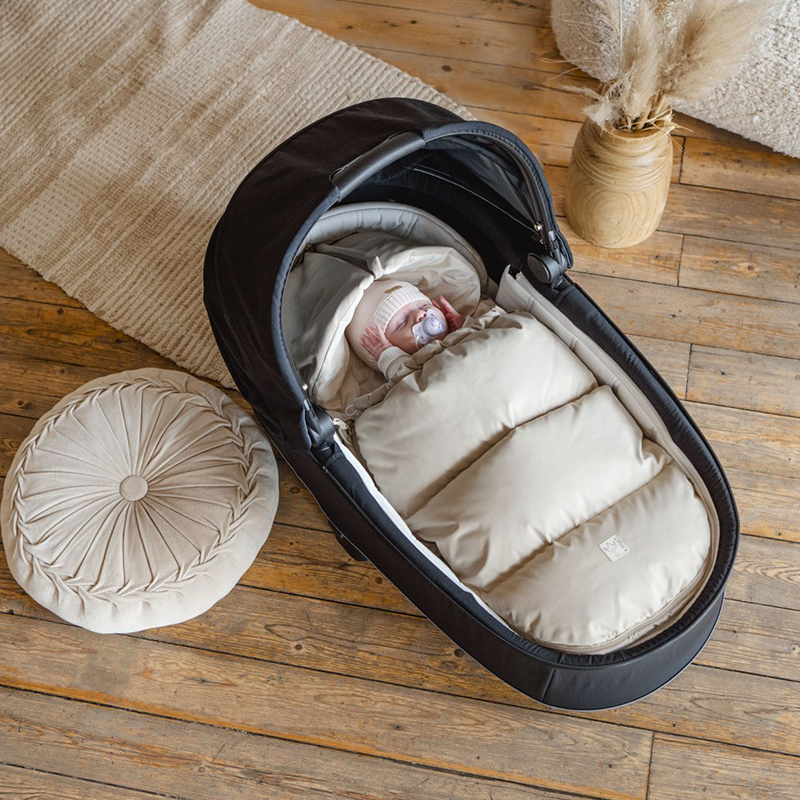 Kaiser Daunen Fusssack &#39;Little Dowwny&#39; für Babyschale/Babywanne Sand