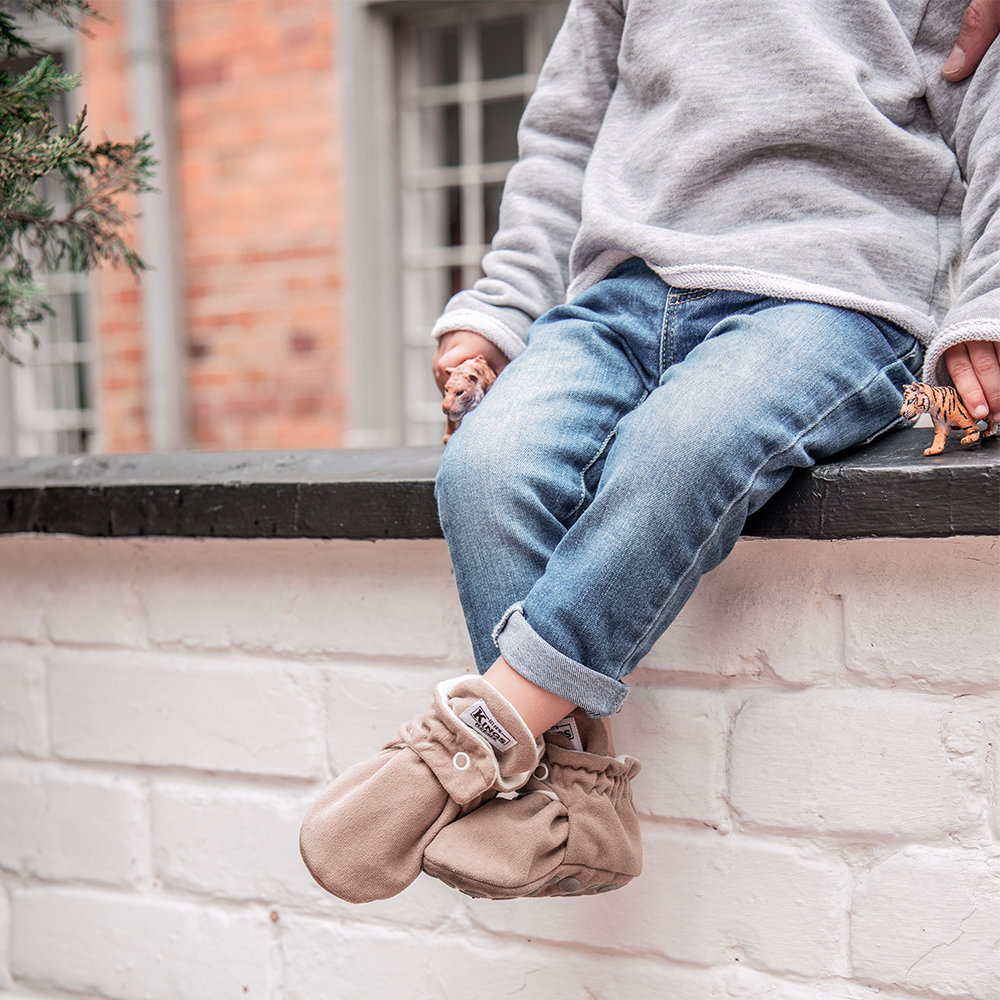Kings &amp; Rebels Baby Booties &#39;Gamuza&#39; Café