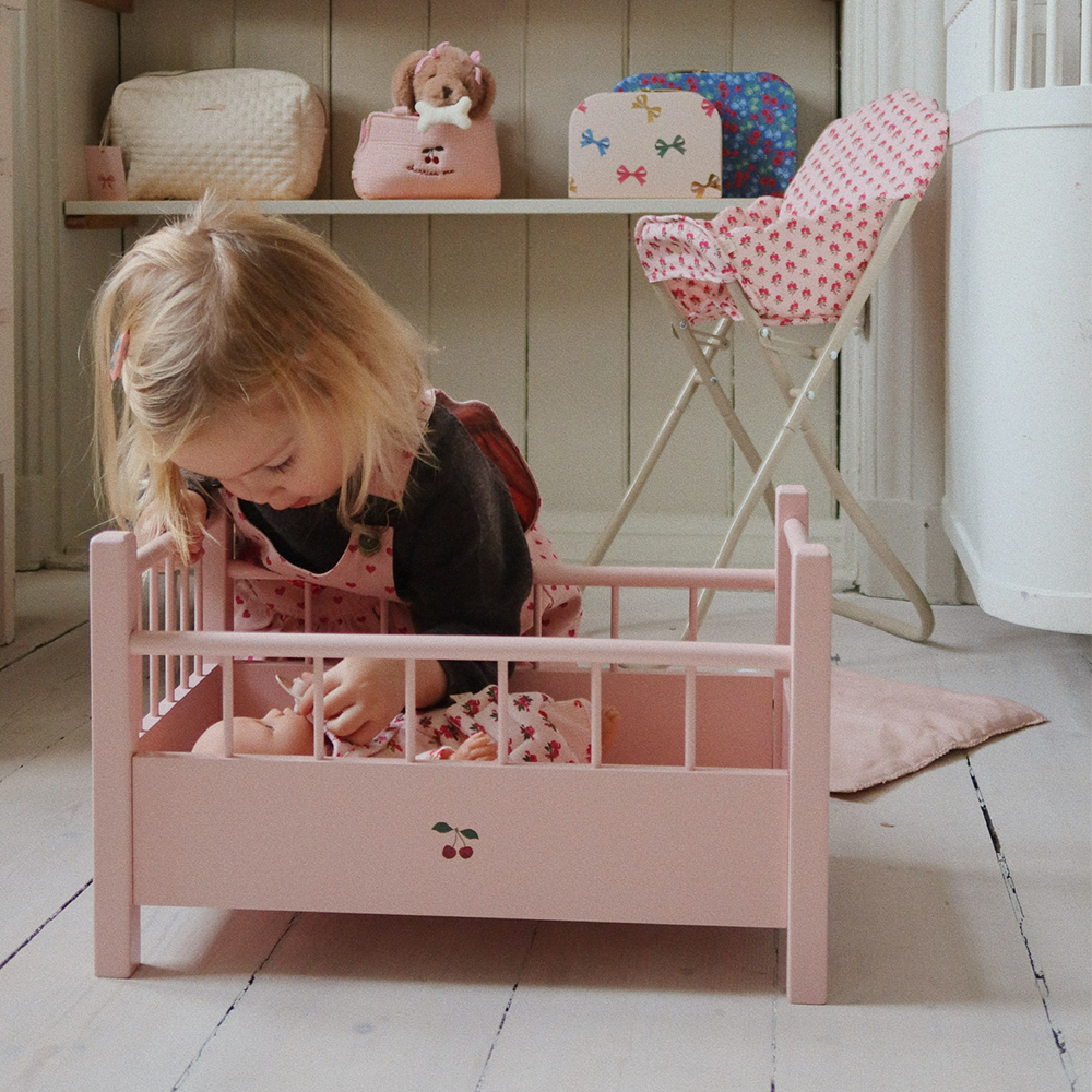 Konges Sløjd  Bett für Puppen Pink