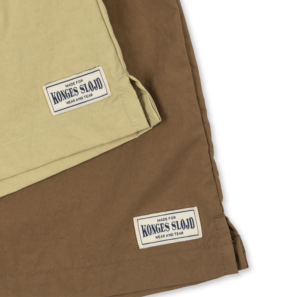 Konges Sløjd Shorts 2er-Set für Erwachsene 'Acty Mommy'  Pale Olive Green/Ermine
