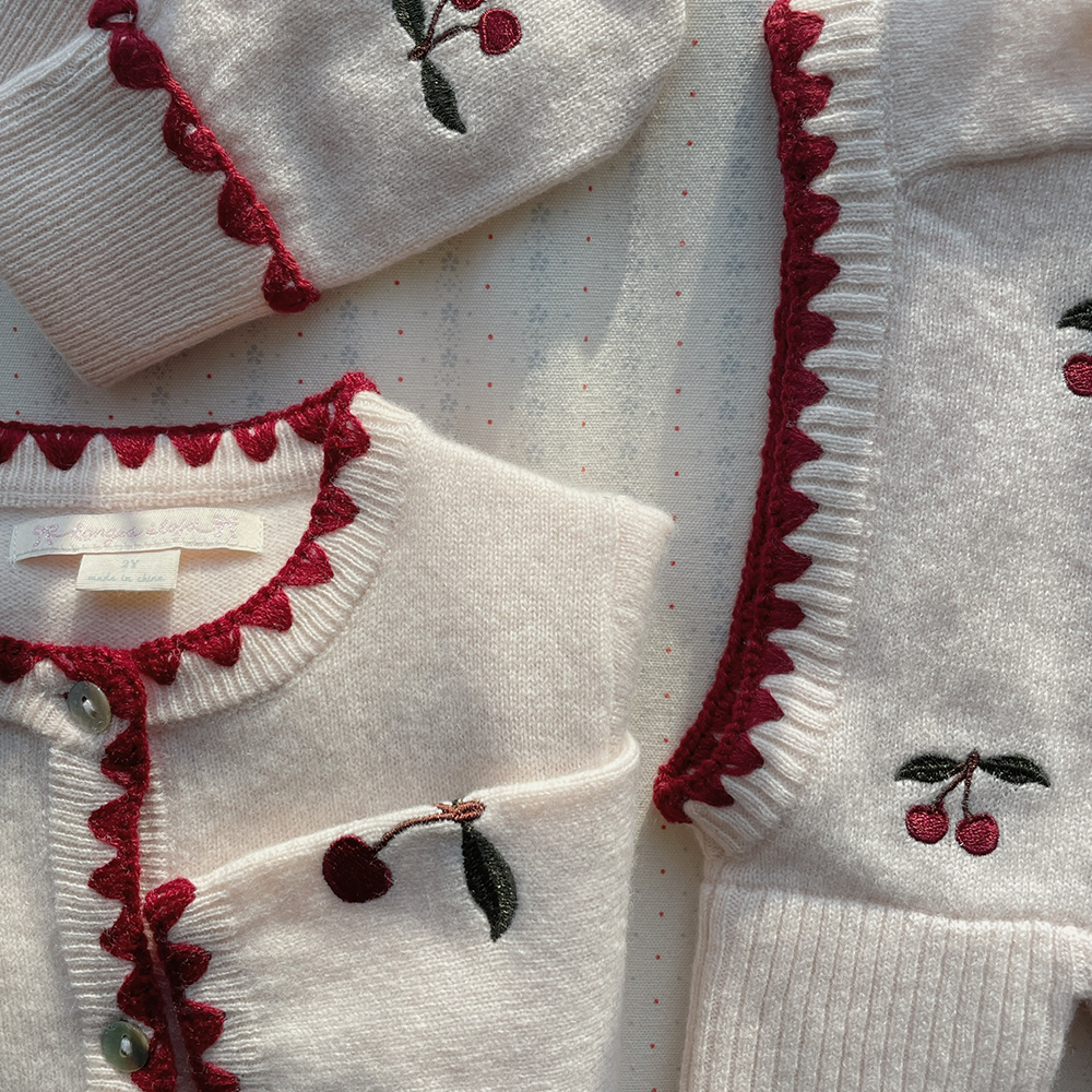 Konges Sløjd Wollcardigan &#39;Collette&#39; Off White