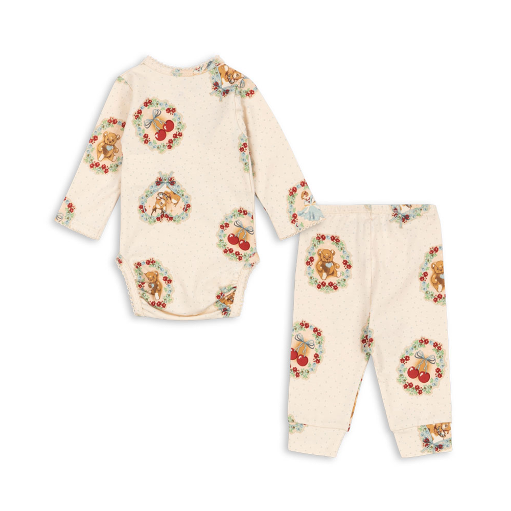 Konges Sløjd  Newborn Set  'Basic' Deer Diary