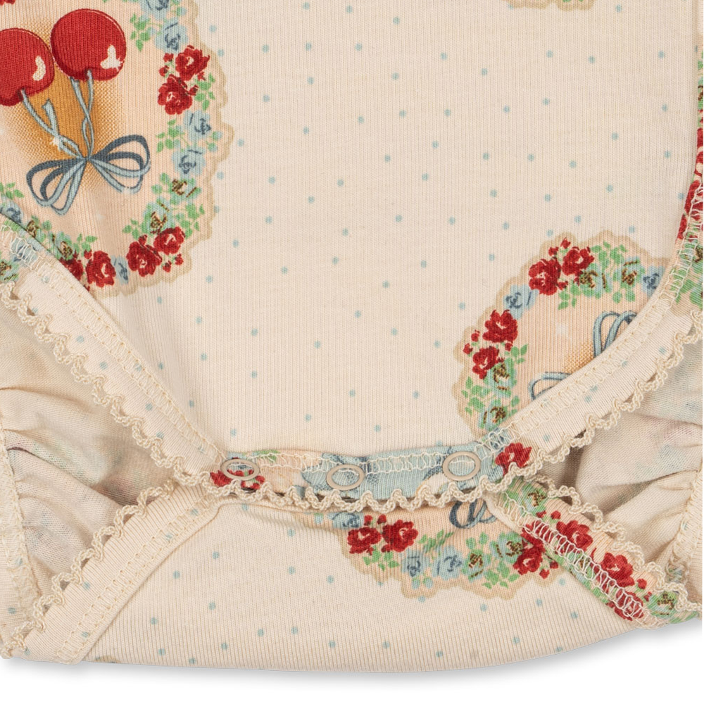 Konges Sløjd  Newborn Set  'Basic' Deer Diary