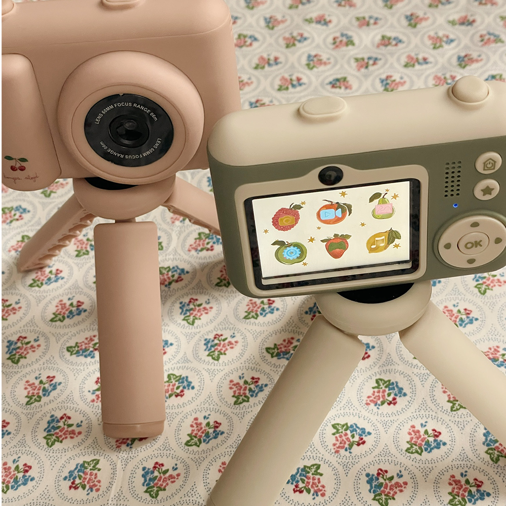 Konges Sløjd Kamera mit Stativ &#39;My First Camera&#39; Lemon