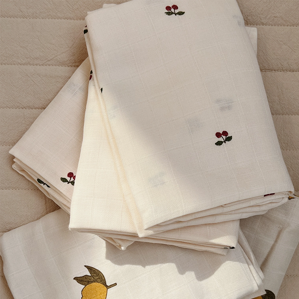 Konges Sløjd 3er Set Mulltücher Ma Grande Cerise - Online MY SNOWFLAKE