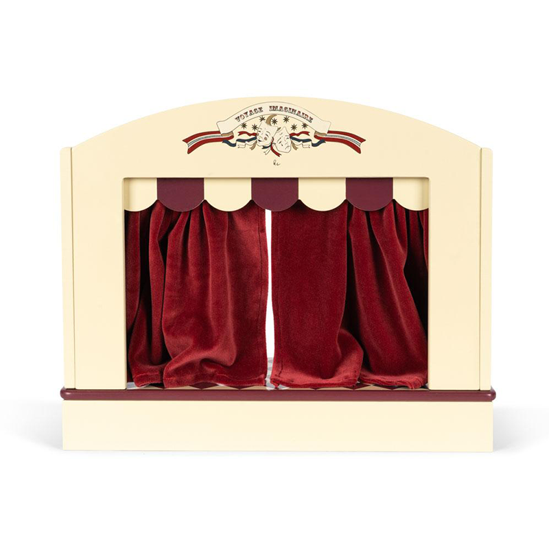 Puppentheater aus Holz mit rotem Samtvorhang von Konges Slojd. 