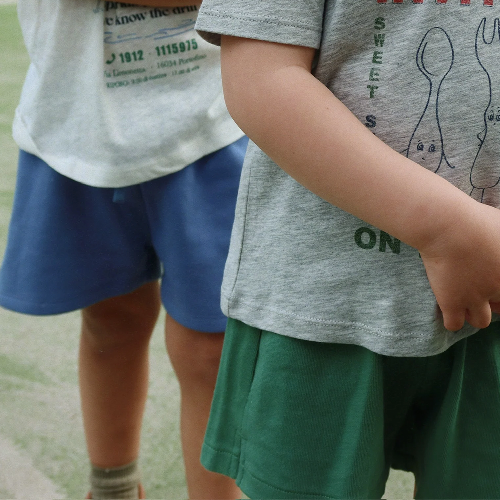 Konges Sløjd Shorts aus Baumwolle 'Spotty' Dark Ivy