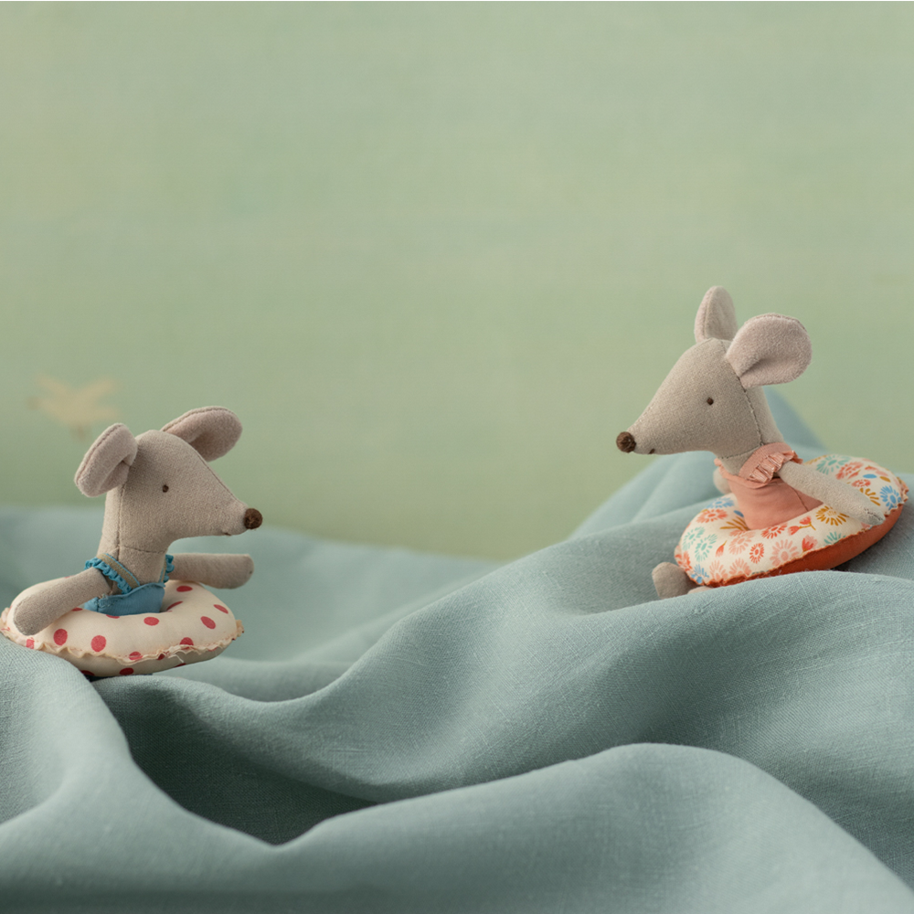 Maileg Strand Maus mit  Schwimmring &#39;Kleine Schwester&#39; Red Dot