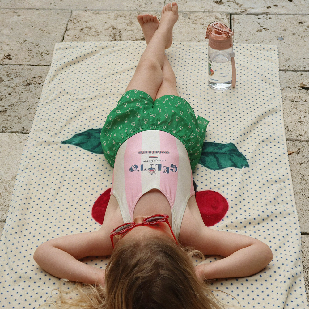 Konges Sløjd Beach Towel Estate Dot
