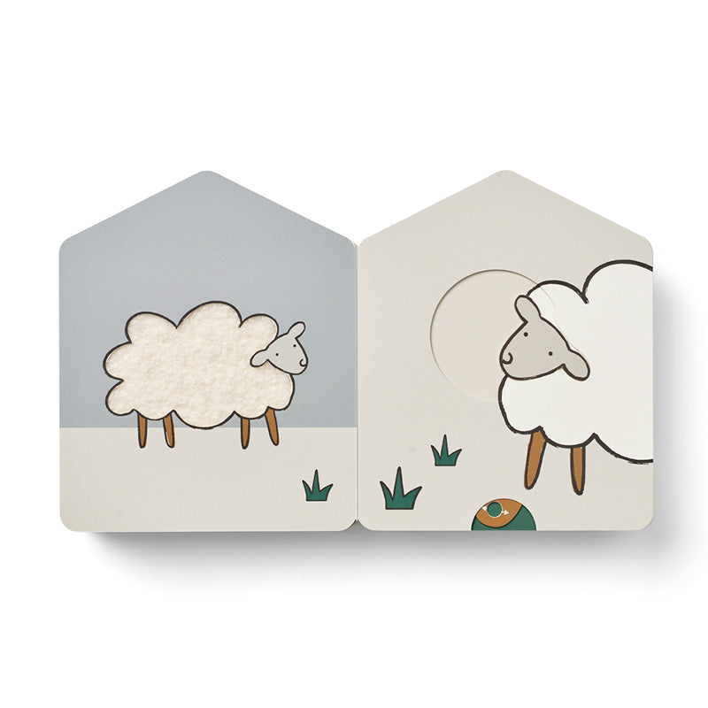 Liewood – interaktives Babybuch &quot;Devin&quot; mit Bauernhof Motiven – Spannende Laschen, Klappen und mehr