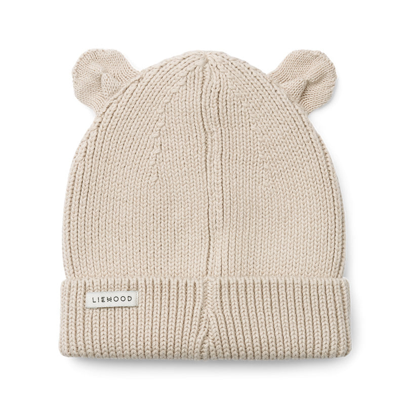 Strickmütze in Beige mit Bärchenohren für Kinder von Liewood.