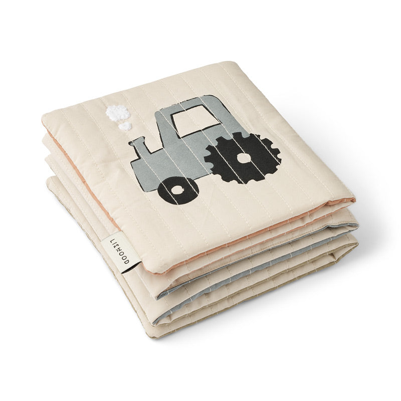 Liewood – Babybuch aus Stoff ausklappbar – mit tollen Bauernhof Motiven in beige