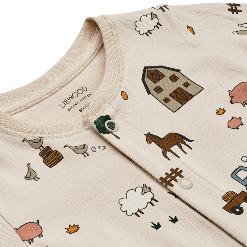 Liewood – Baby Pyjama Strampler mit süssem Bauernhof Print &quot;Farm&quot; in beige