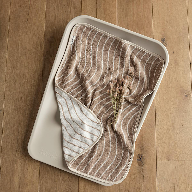 Leander  Matty Topper Bio-Baumwolle &#39;Woodland&#39; für Wickelkissen  Cappuccino
