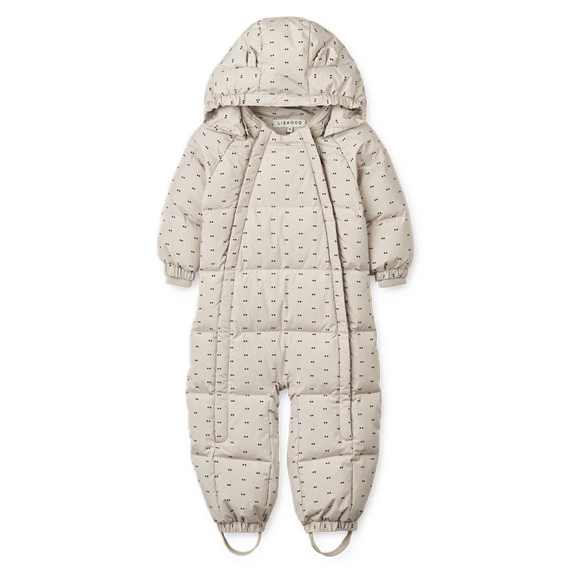 Daunen Schneeanzug in Beige für Babys mit zarten blauen Punkten von Liewood.  