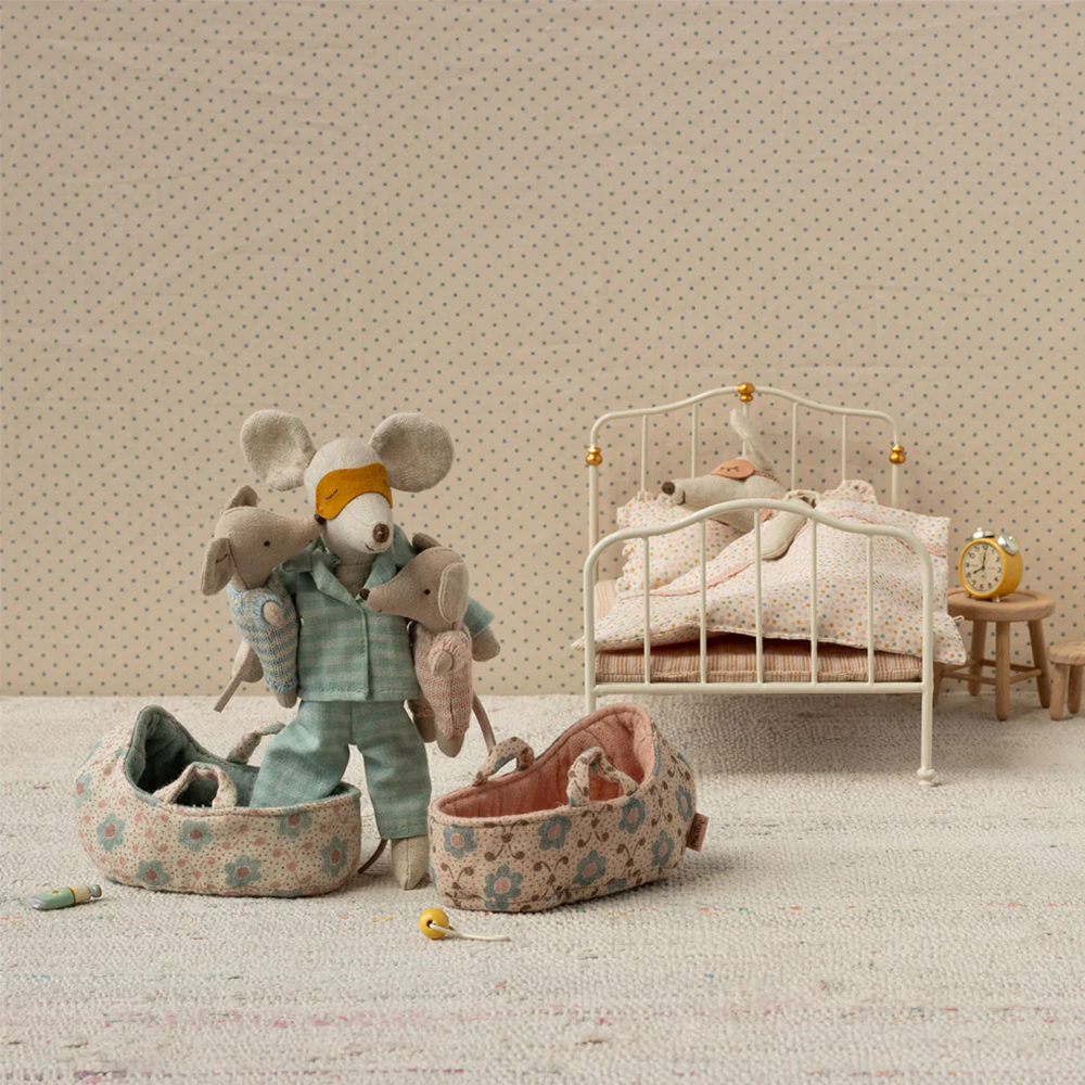 Maileg  Babymaus in Tragekorb Rose