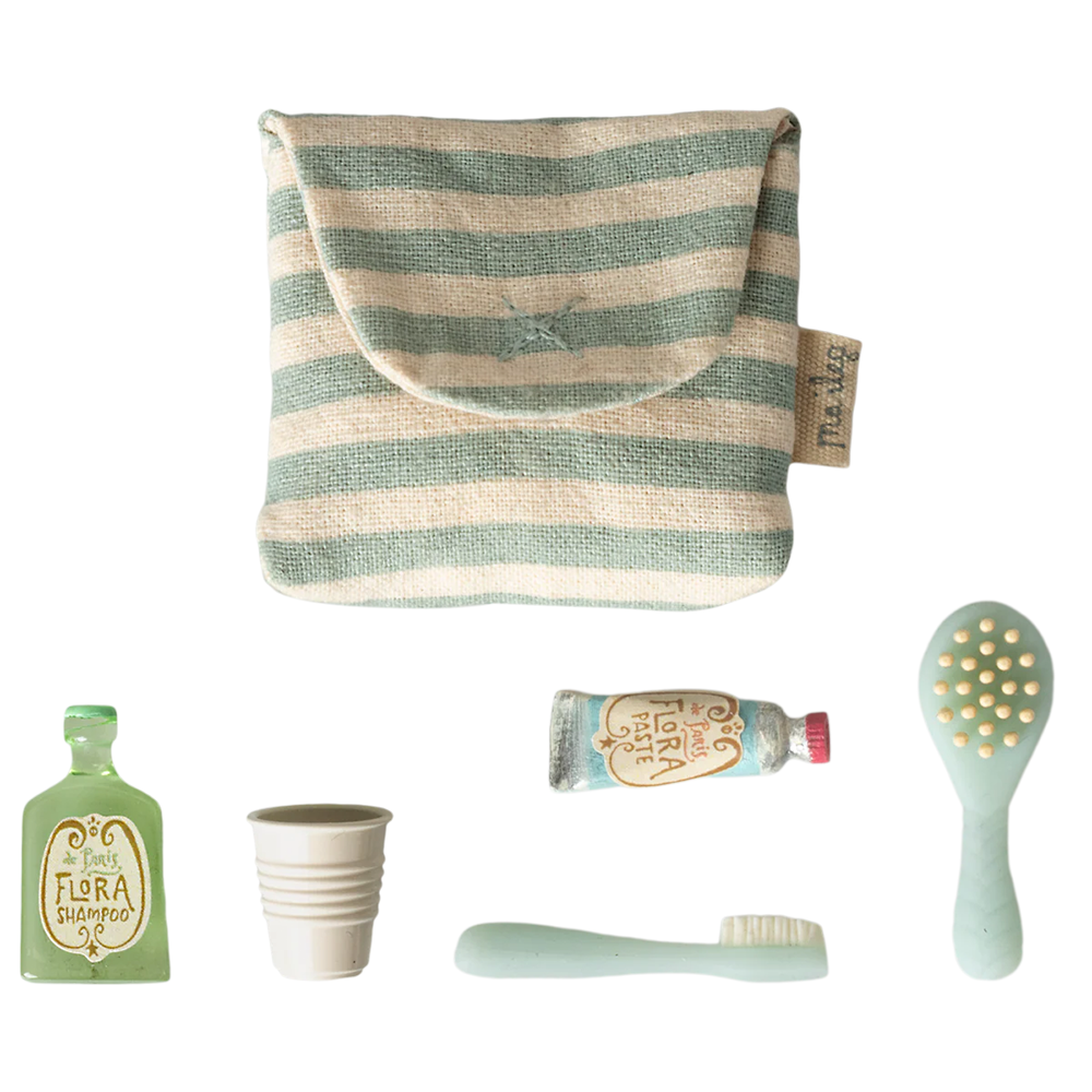 Maileg Wash Bag with Contents 'Mouse' Blue