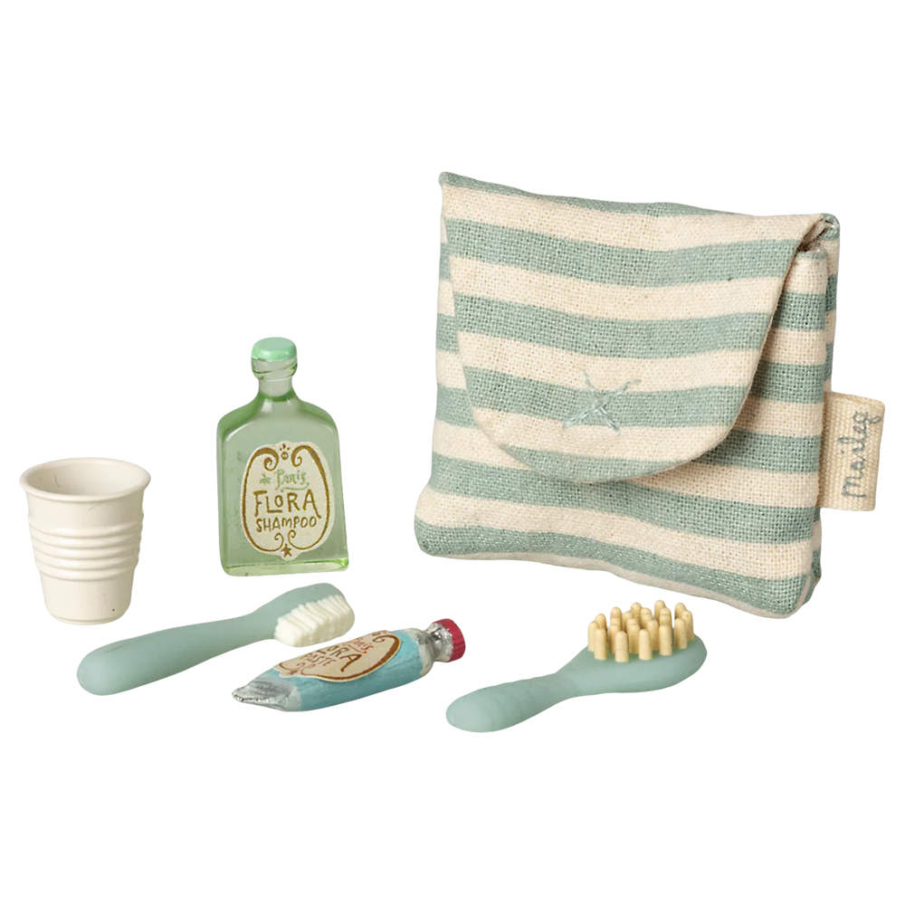 Maileg Wash Bag with Contents 'Mouse' Blue