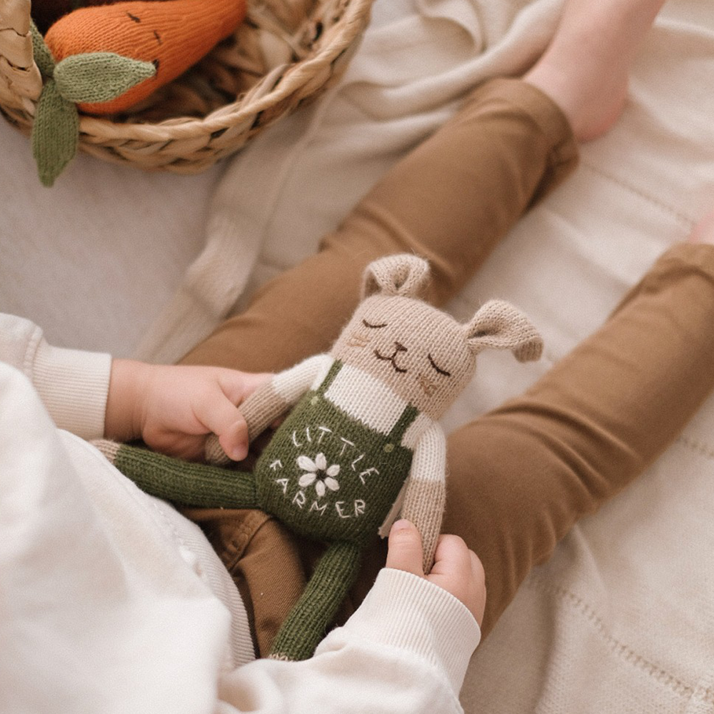 Main Sauvage  Strickkuscheltier &#39;Bunny&#39; Little Farmer