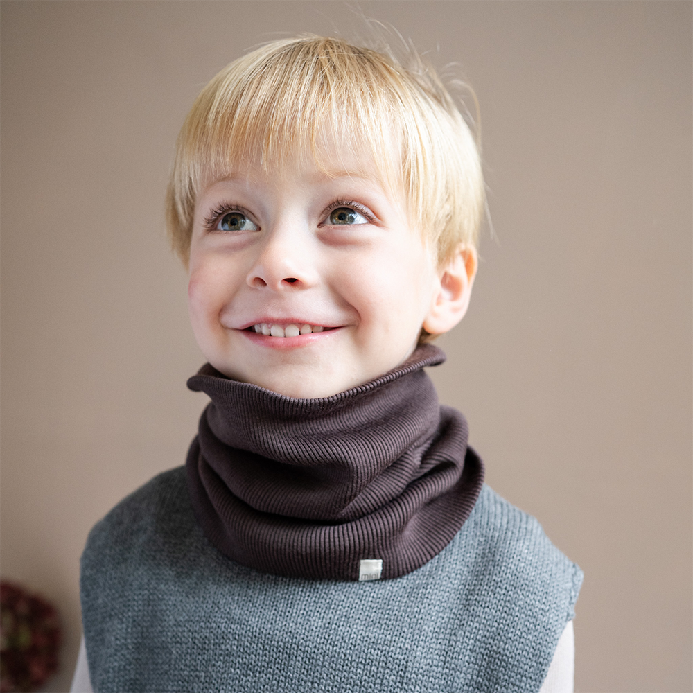 Minimalisma Schlauchschal aus Merinowolle 'Argir' Dark Chocolate