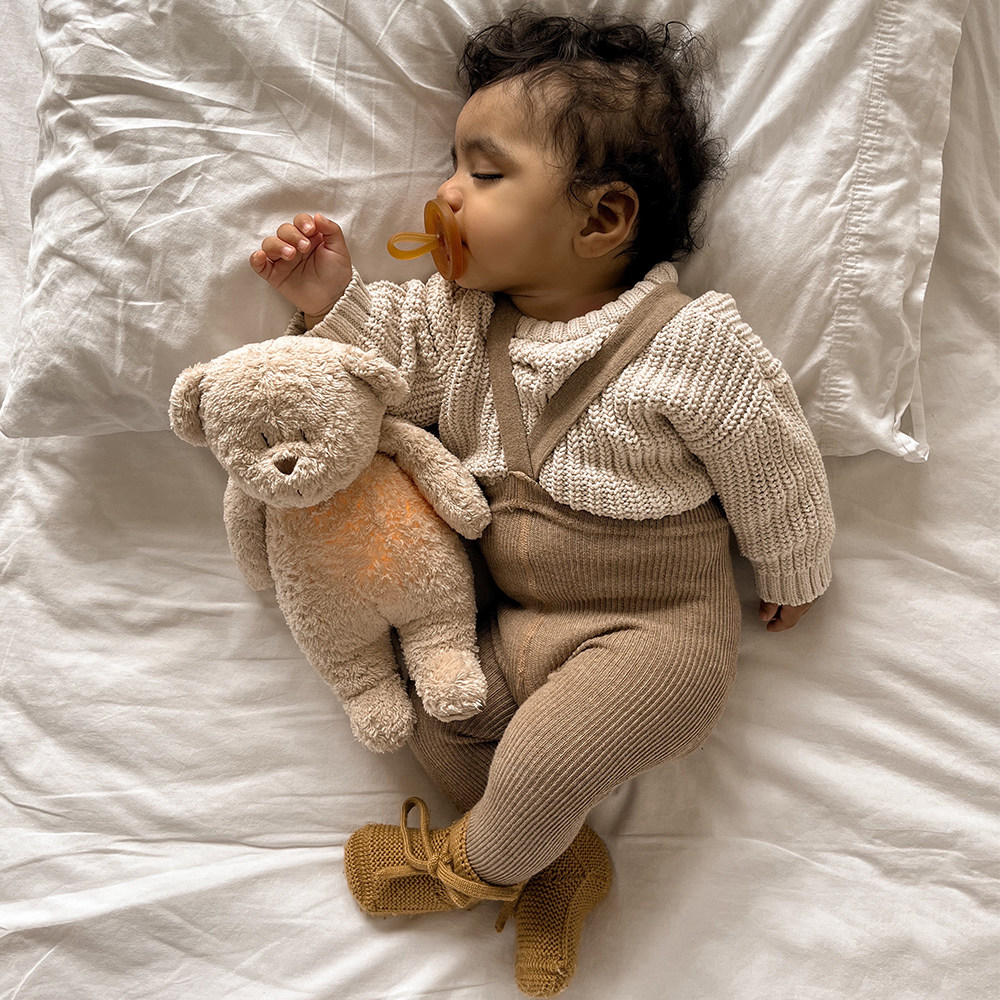 Moonie Teddybär mit Licht &#39;Organic Humming Bear&#39; Sand