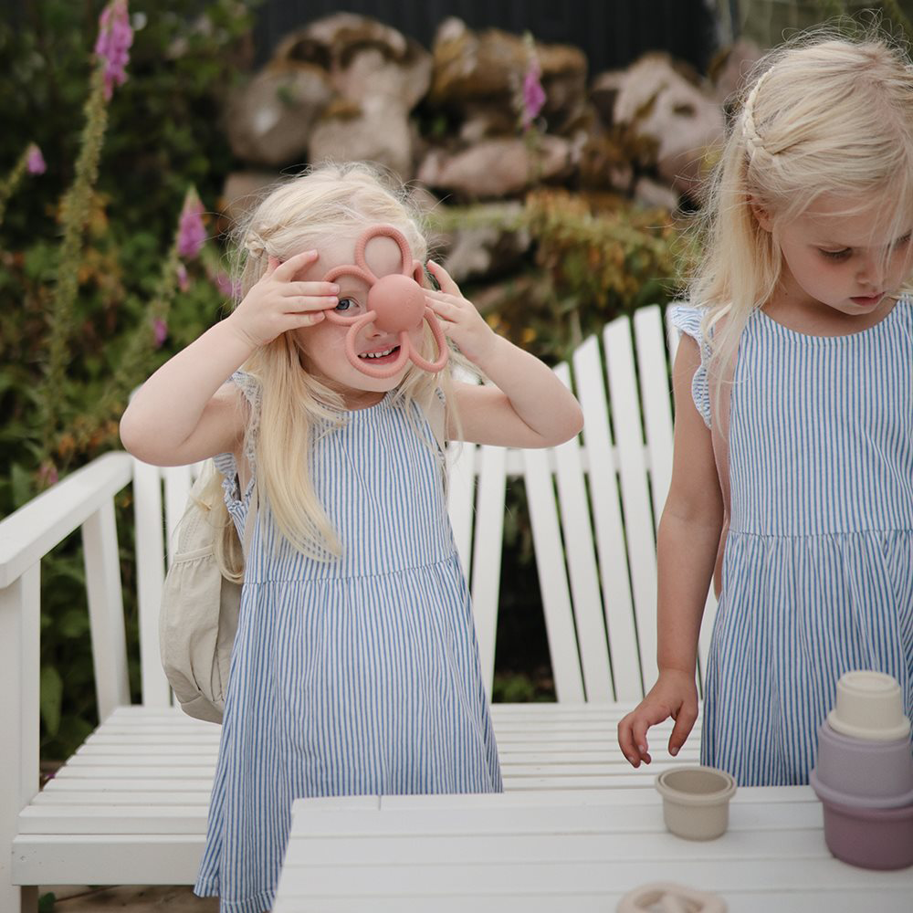 Mushie Beissring mit Rassel 'Daisy' Dusty Rose - Online MY SNOWFLAKE