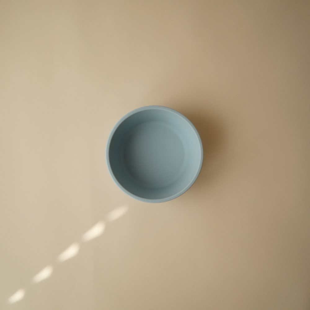 Mushie Silikon Schüssel mit Saugnapf Powder Blue - Online MY SNOWFLAKE