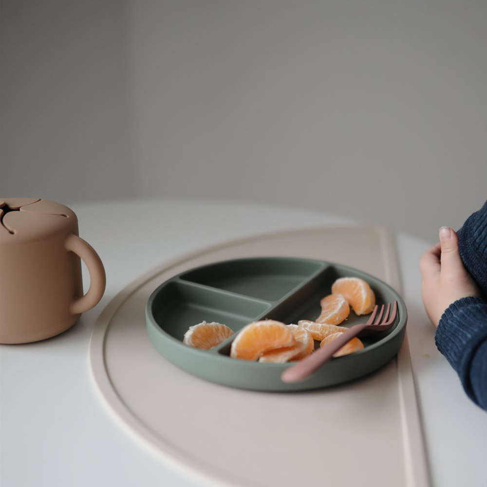 Mushie Silicone Plate with Suction Cup Dried Thyme