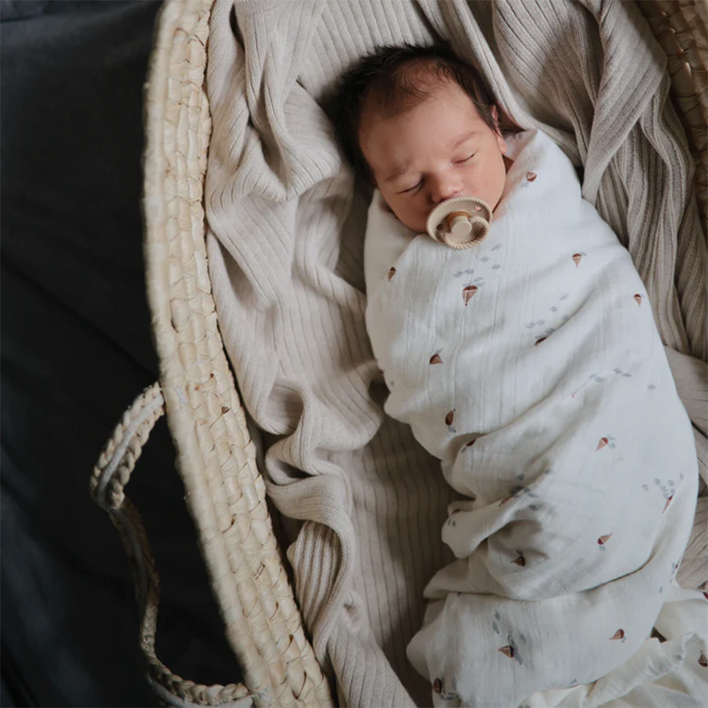 Mushie  Musselin Swaddle  Boats