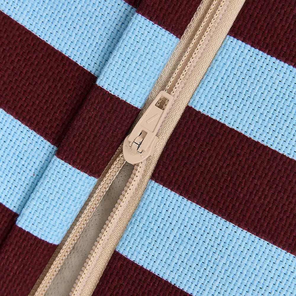Nobodinoz Sitzsack 'Bliss' Burgundy Blue Stripes